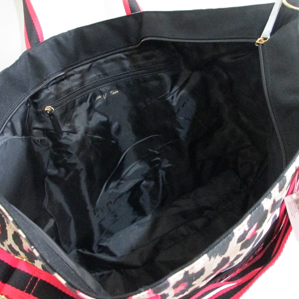 NWT VICTORIA'S SECRET Leopard Weekender Tote Bag - Picture 6 of 8